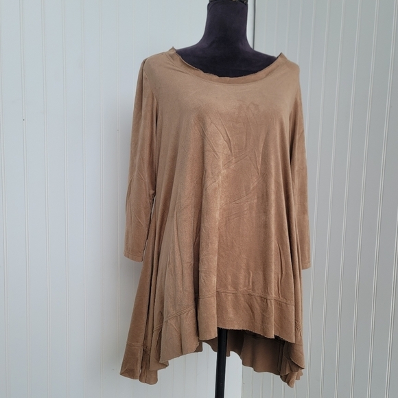 Boho Chik Women Faux Suede Stretch Slimming Tan Beige 3/4 Sleeve Top Sz L - Picture 8 of 9